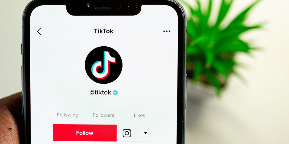 TikTok boosts user experience with passkeys for iOS devices