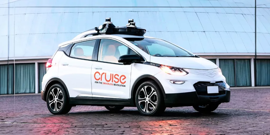 Cruise fires up a feud with Waymo?!