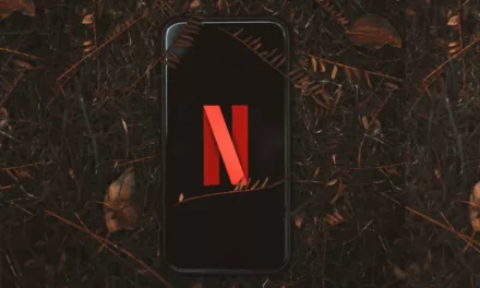 Netflix Streamlines Mobile Ratings with Thumbs Up Feature